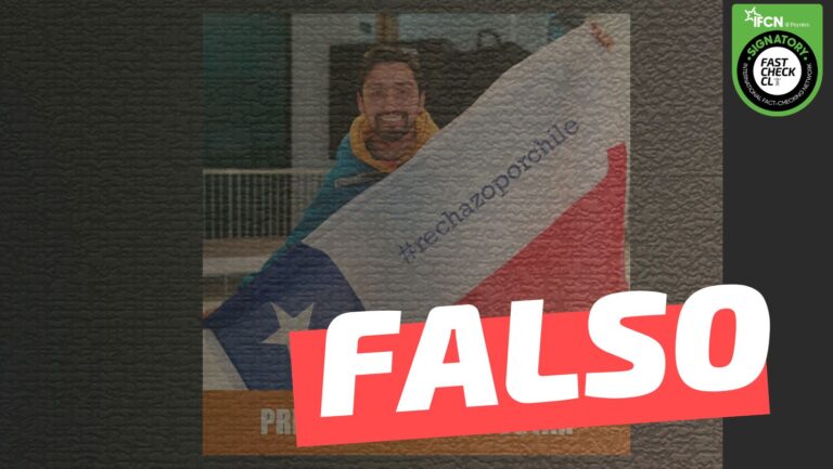 Lee más sobre el artículo (Imagen) Primer chileno que votó en el extranjero mostró una bandera con alusiones al Rechazo: #Falso