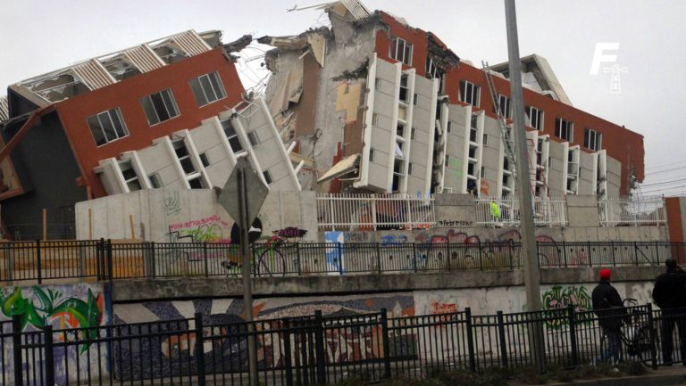 Lee más sobre el artículo Según la inteligencia artificial: Los chilenos todavía tienen traumas por el terremoto del 27F