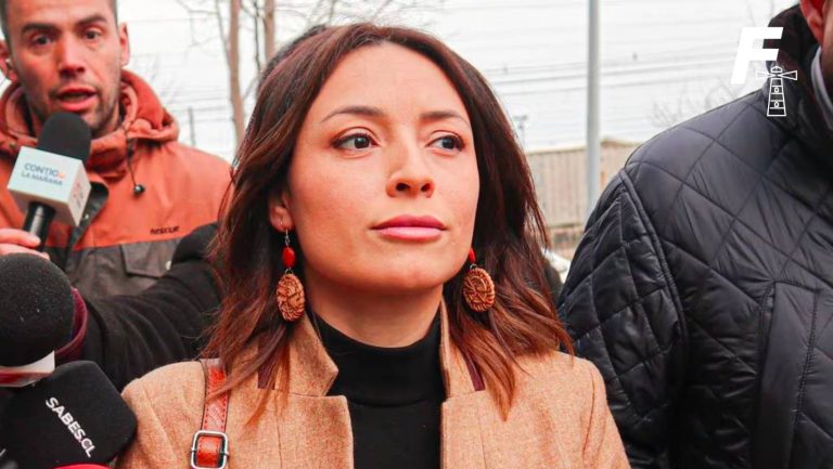 Lee más sobre el artículo Camila Polizzi promociona “contenido exclusivo” en Arsmate, en medio de su arresto domiciliario