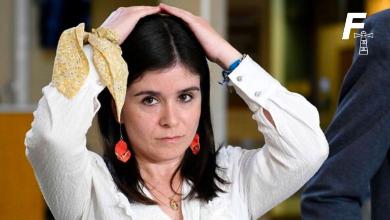 Lee más sobre el artículo Presidente de la Cámara señala que evaluarán “acciones” por el matrimonio de la diputada Barchiesi durante incendios