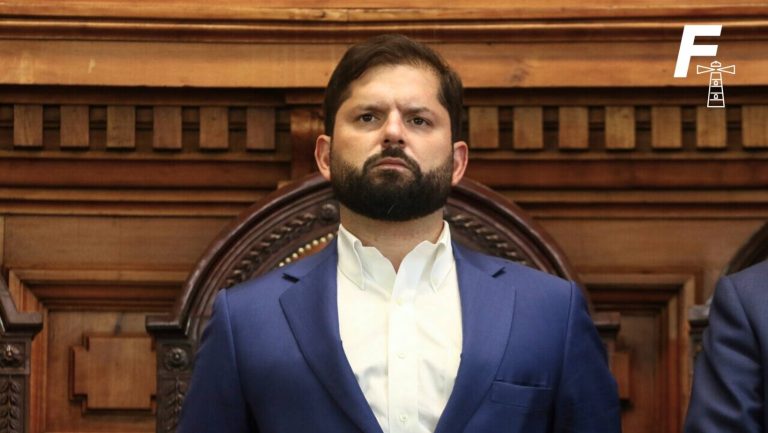 Lee más sobre el artículo Presidente Boric anuncia que votará a favor de la fusión de los partidos del Frente Amplio