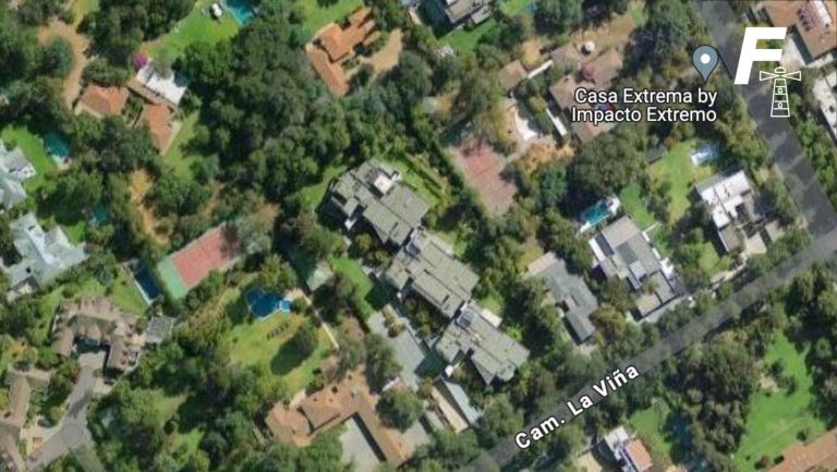 Lee más sobre el artículo Nuevo director de la PDI anula contrato de lujosa casa que utilizaba Sergio Muñoz: tenía jacuzzi, piscina y cancha de tenis