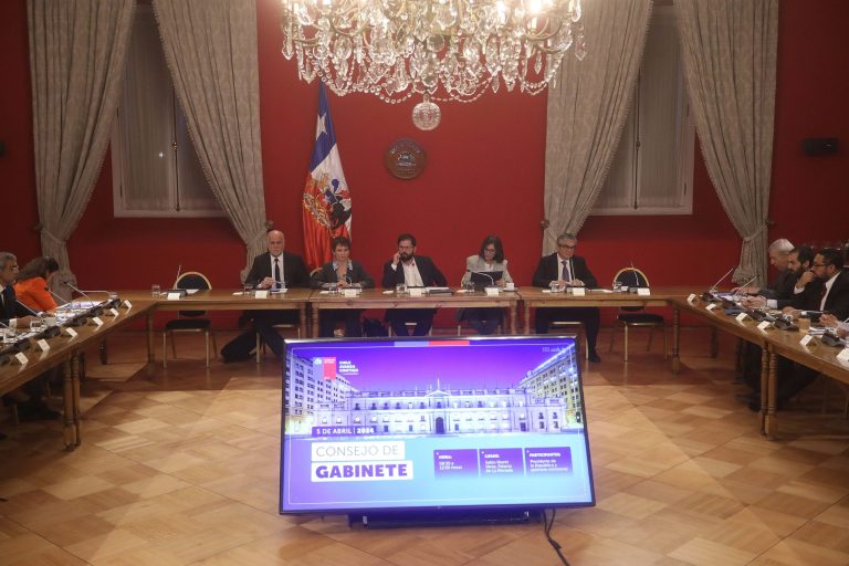 Lee más sobre el artículo “No es fruto del azar”: Presidente Boric destaca gestión económica y respalda a sus ministros durante Consejo de Gabinete
