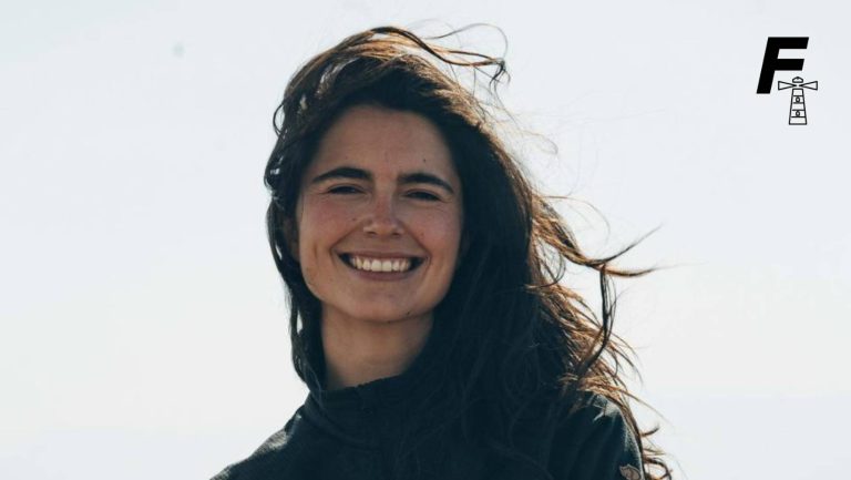 Lee más sobre el artículo Fernanda Pizarro, médico veterinaria: “La gente que es mascotista nunca ha alegado por la muerte de los castores, ni de las ratas (…) solo alegan por los perros por la profunda conexión que tenemos con ellos”