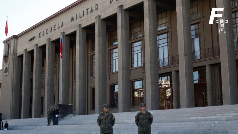 Lee más sobre el artículo ¿Qué pasó en la Escuela Militar?: denuncian que decenas de cadetes copiaron en una prueba