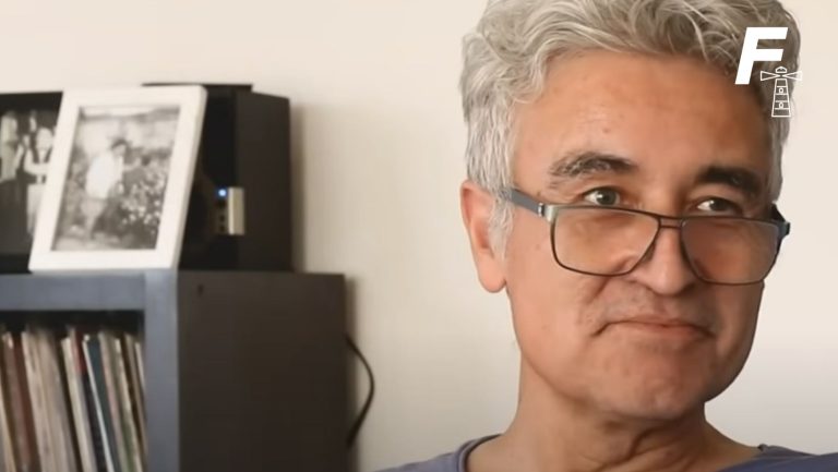 Lee más sobre el artículo Jorge González avanza en querella tras afirmar que fue engañado por Miguel Tapia y Alfonso Carbone 