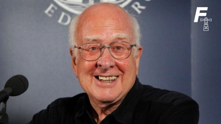 Lee más sobre el artículo ¿Quién fue Peter Higgs?: el físico ganador del premio Nobel que descubrió la “Partícula de Dios” 