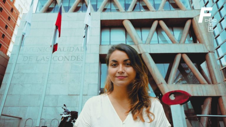 Lee más sobre el artículo ¿Quién es Constanza Schönhaut?: La candidata del oficialismo para la alcaldía de Las Condes 