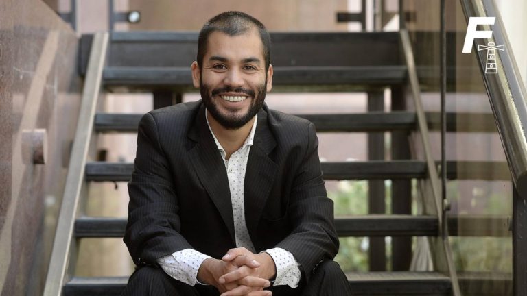 Lee más sobre el artículo “Por incumplir sus compromisos académicos”: Desvinculan a Renato Garín como académico de la Universidad de Chile