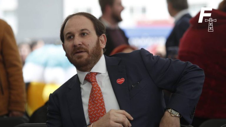 Lee más sobre el artículo ¿Candidato municipal?: los pasos de Maximiliano Luksic tras renunciar como director de Canal 13