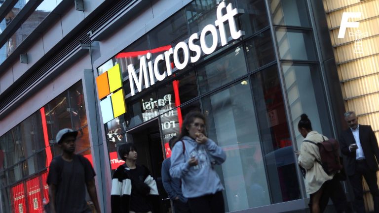 Lee más sobre el artículo Acusan estafa informática: Microsoft Chile presenta demanda por fraude millonario de $212 millones