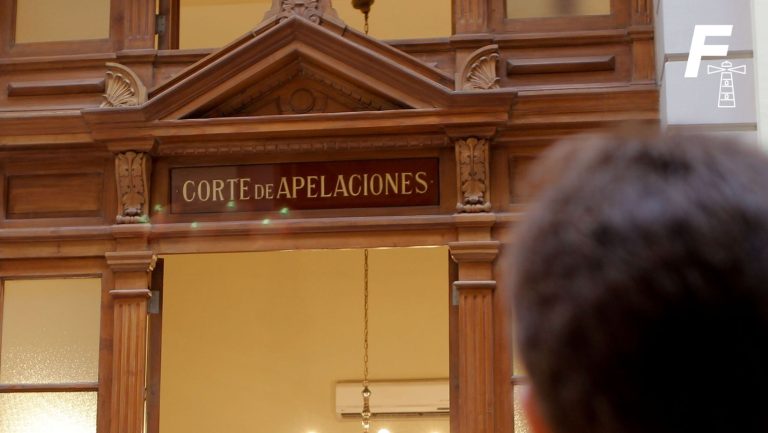 Lee más sobre el artículo Empleado despedido por comunicar ausencia vía WhatsApp será indemnizado con más de 10 millones de pesos