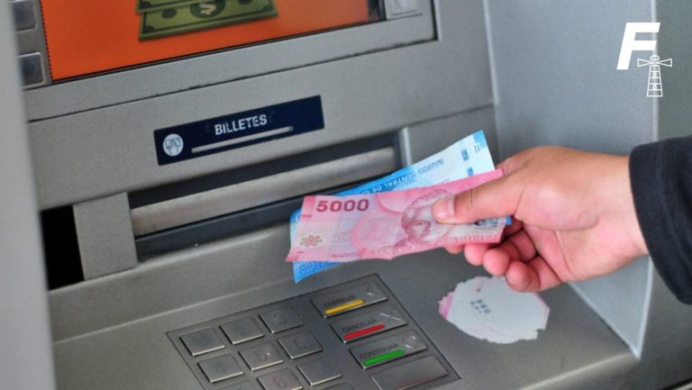 Lee más sobre el artículo Nueva estafa en cajeros automáticos: PDI alerta sobre dispositivos “Contactless” que podrían llegar a Chile