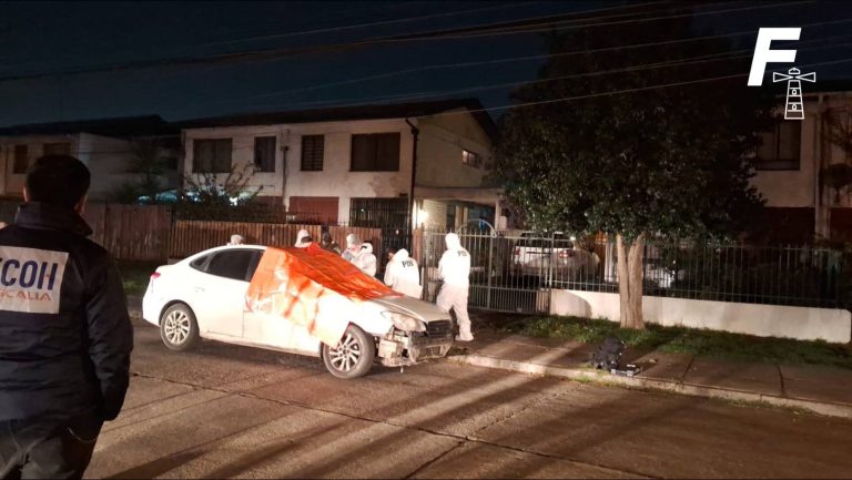Lee más sobre el artículo Al menos 10 disparos: hombre es acribillado abordo de su auto en la comuna de Cerrillos