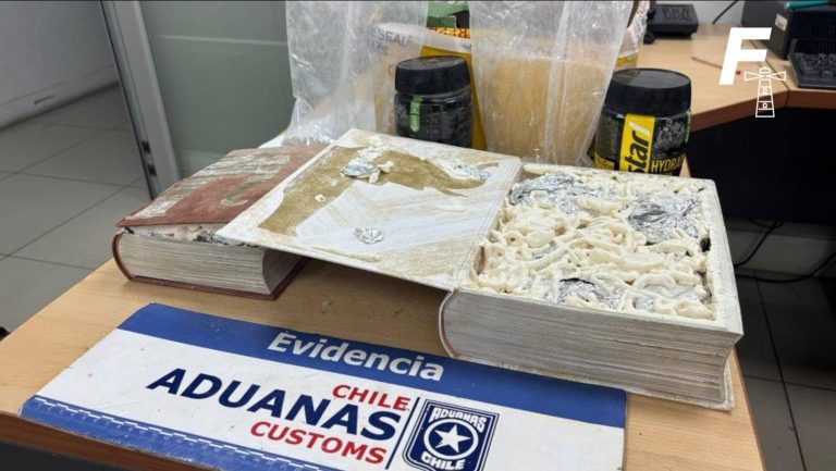 Lee más sobre el artículo En potes de bebidas isotónicas y libros: Aduana decomisa éxtasis granulado proveniente de Bélgica