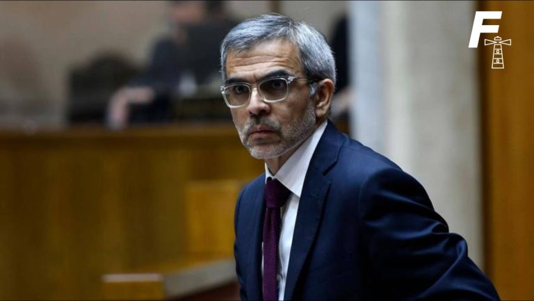 Lee más sobre el artículo Nueva cárcel del alta seguridad: Cordero confirma que el recinto penitenciario se construirá en Santiago