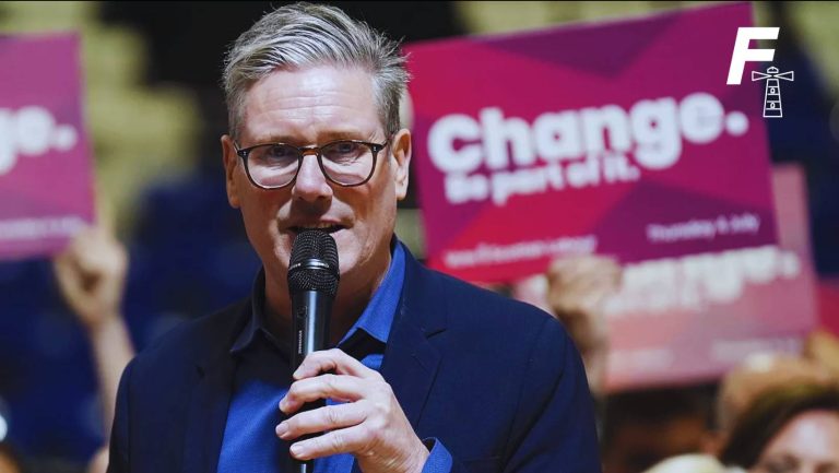 Lee más sobre el artículo Desde Sir a hincha del Arsenal: ¿quién es Keir Starmer, el nuevo primer ministro del Reino Unido?