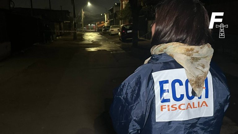 Lee más sobre el artículo En Cerro Navia: hombre fue asesinado a tiros mientras se encontraba al interior de su vehículo