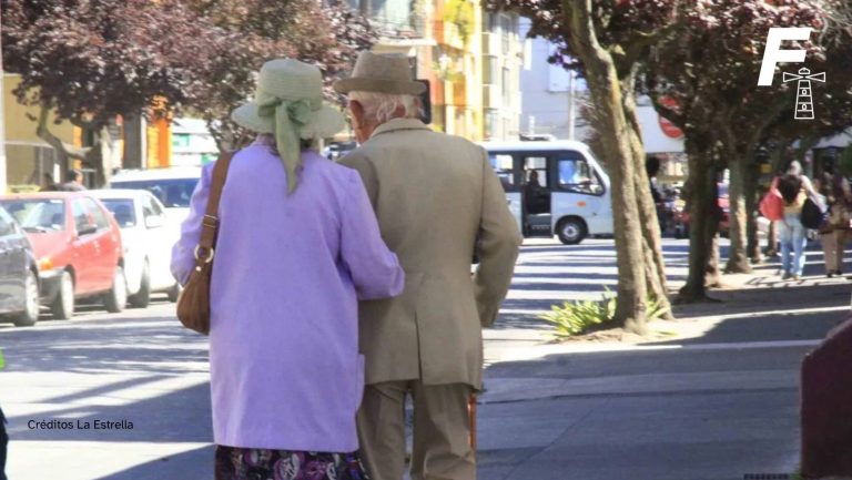Lee más sobre el artículo “La abuelita estaba con hormigas”: ex trabajadoras de hogar de ancianos  denuncian maltratos a adultos mayores en Quillota