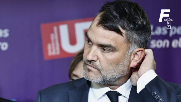 Lee más sobre el artículo Senador Javier Macaya por condena a su padre: “Es una situación familiar dolorosa, pero eso no implica que dejemos de hacer nuestro trabajo”