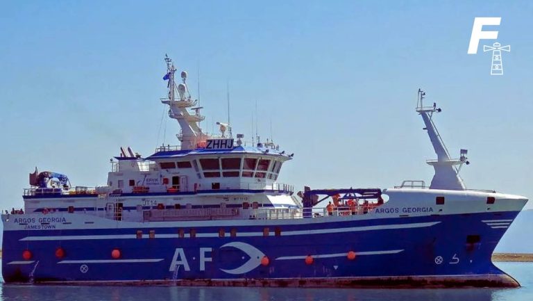 Lee más sobre el artículo ¿Qué se sabe del barco pesquero hundido en las Islas Malvinas?: hay seis personas fallecidas