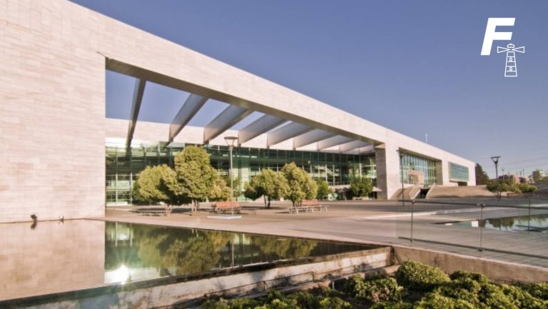 Lee más sobre el artículo Por discriminación y acoso laboral: municipio de Vitacura deberá pagar $28 millones a extrabajadora