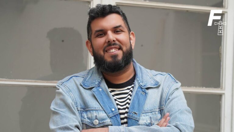 Lee más sobre el artículo Marcelo Valverde, comediante: “Yo no soy ni parte del Gobierno ni cercano, ni conozco personalmente a nadie para ser el primer defensor a ultranza del proyecto”