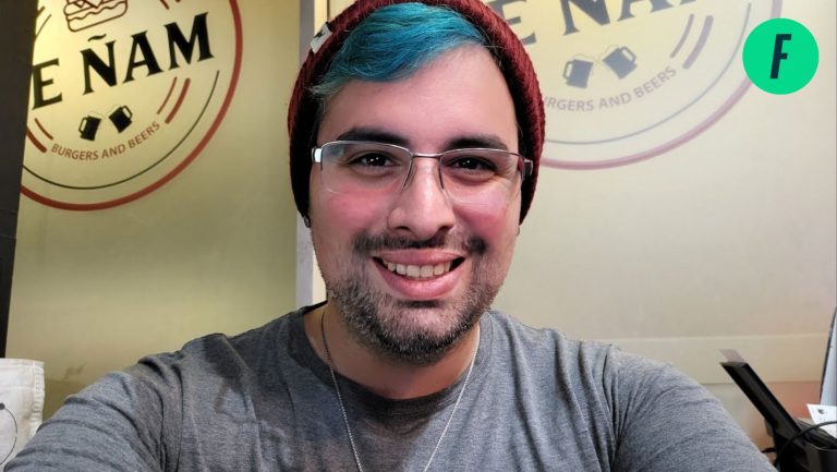 Lee más sobre el artículo Vardoc, youtuber: “Siento que consumir otros streamers contamina un poco la creatividad”