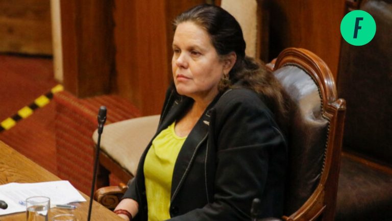 Lee más sobre el artículo Oposición inicia ofensiva tras revelación de compra de casa patrimonial a la familia Allende