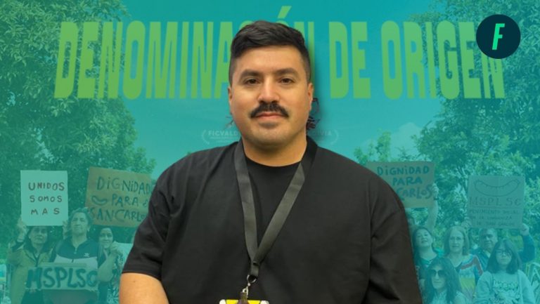 Lee más sobre el artículo Tomás Alzamora, director de Denominación de Origen: “Al final del día, entre risa y risa, igual hablamos de política”